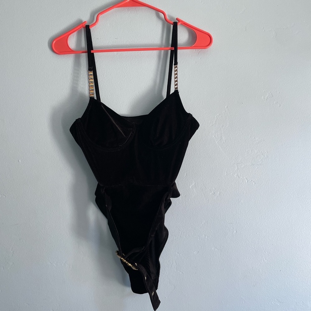 Bathing suit